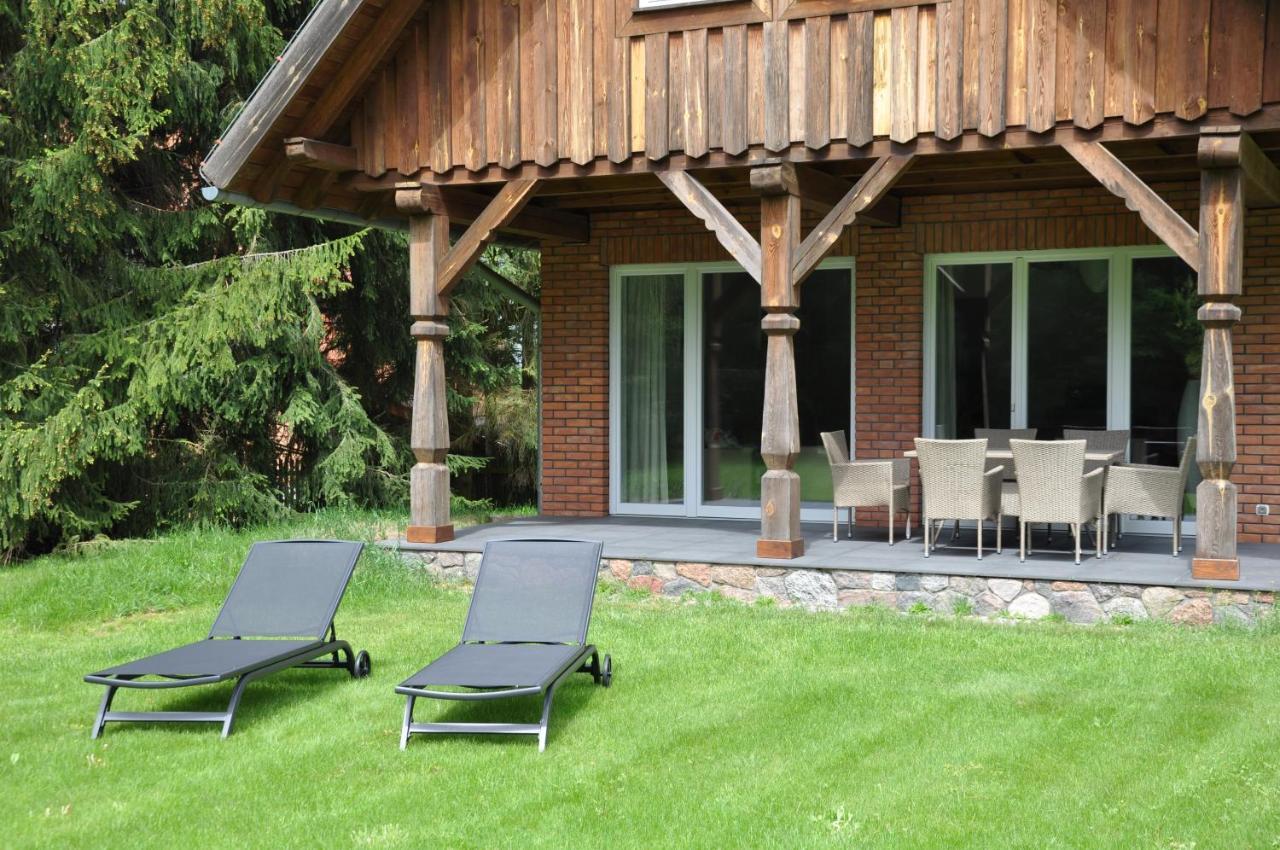 Monte Carvick Nad Jeziorem Seksty Karwik Kültér fotó