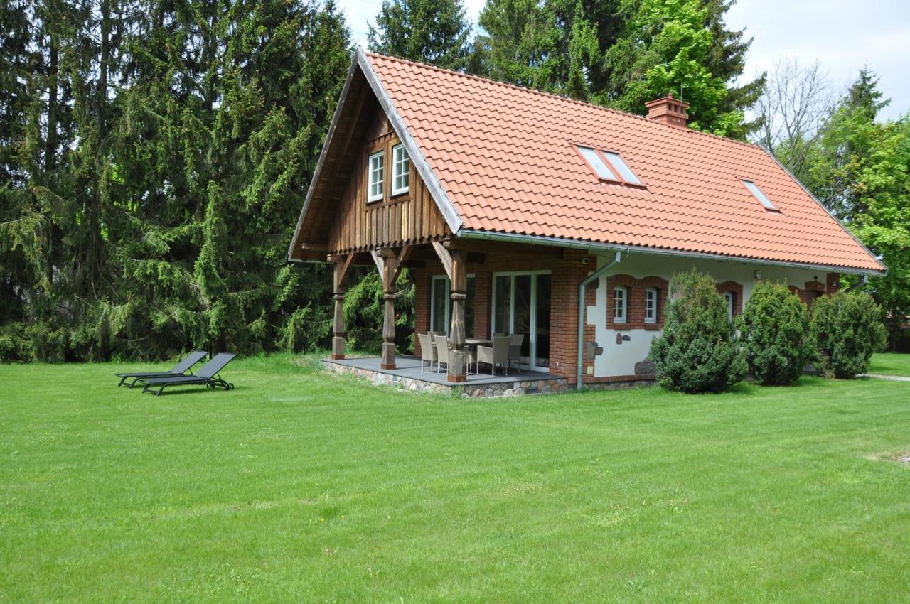 Monte Carvick Nad Jeziorem Seksty Karwik Kültér fotó