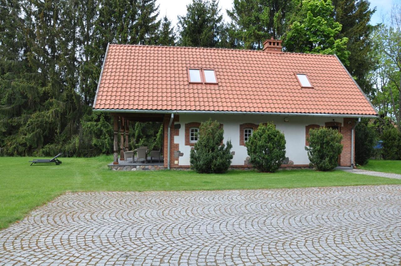 Monte Carvick Nad Jeziorem Seksty Karwik Kültér fotó
