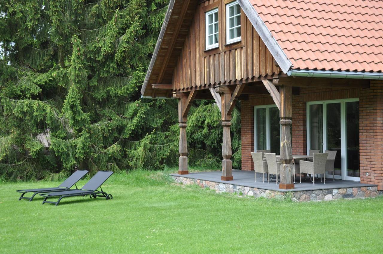 Monte Carvick Nad Jeziorem Seksty Karwik Kültér fotó